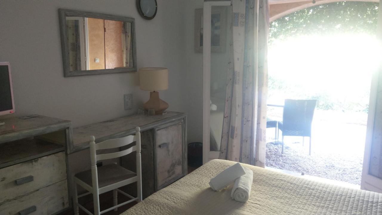 Hotel Athénopolis 3*