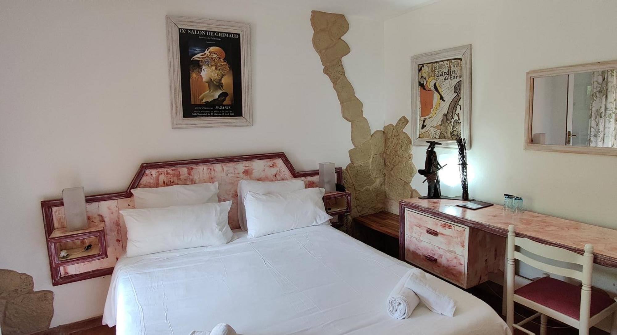 Athénopolis Hotel Grimaud
