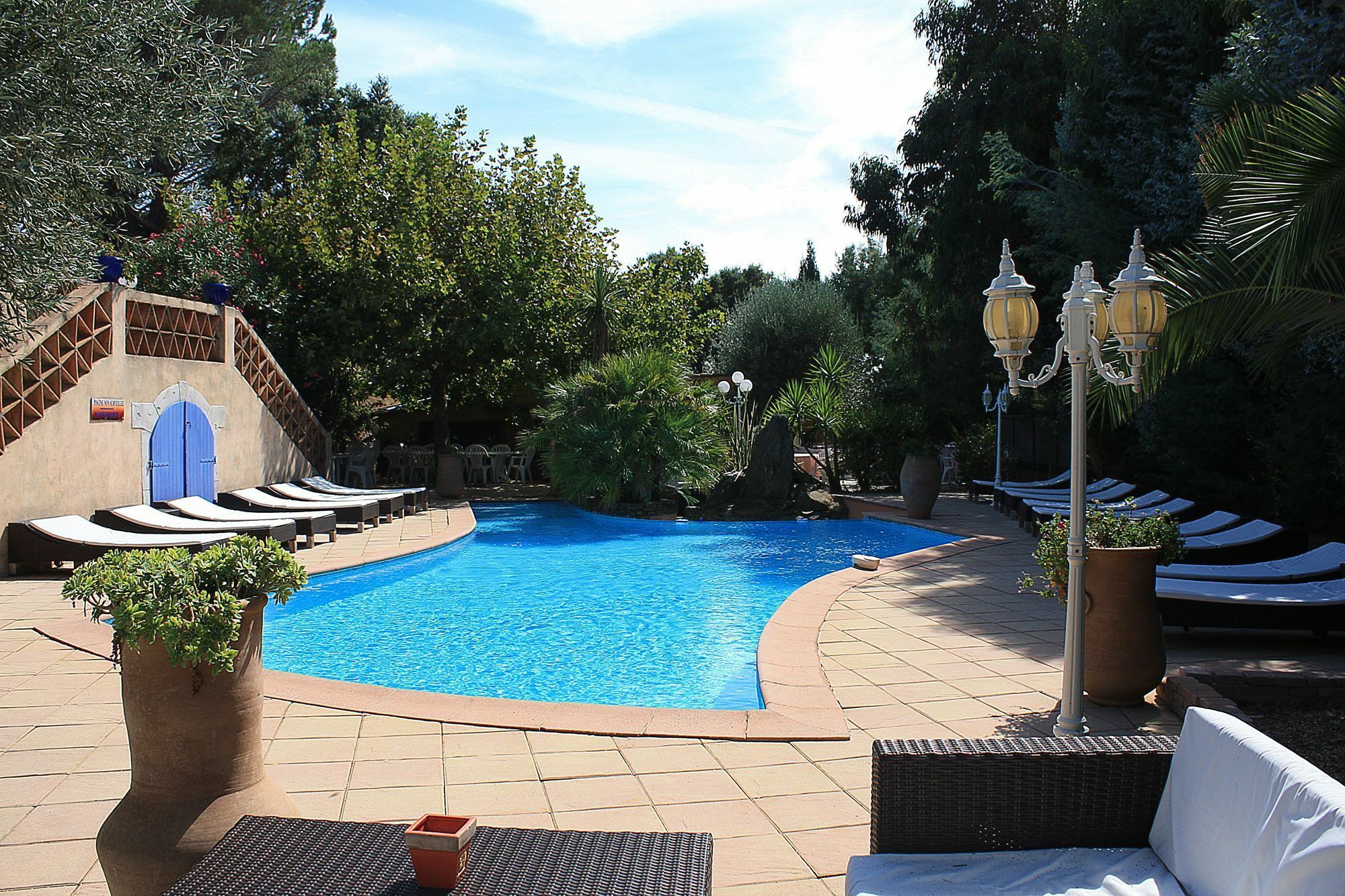 Hotel Athénopolis 3*